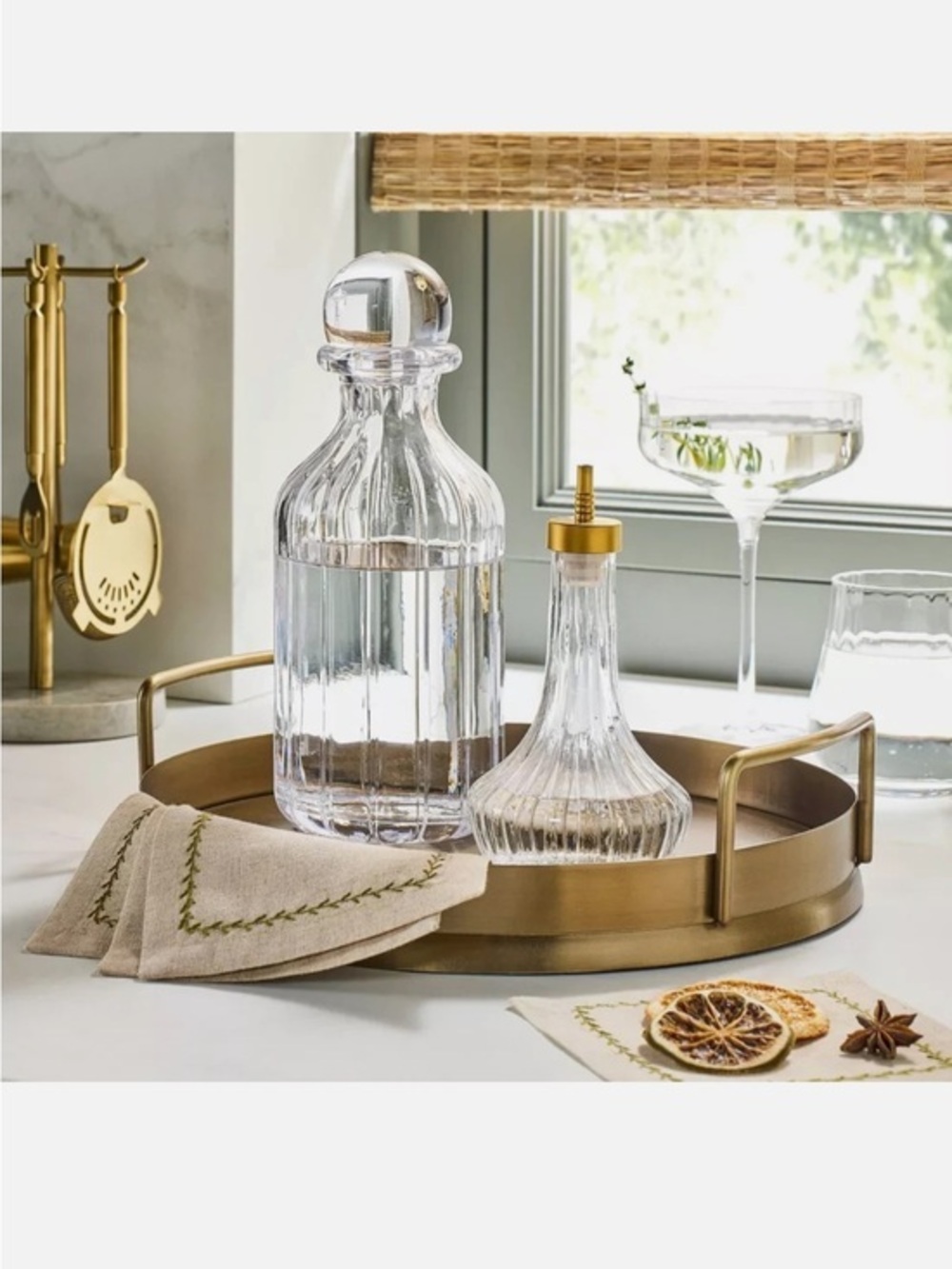 NWT Hearth & Hand Decanter and Simple Syrup Dispenser Set